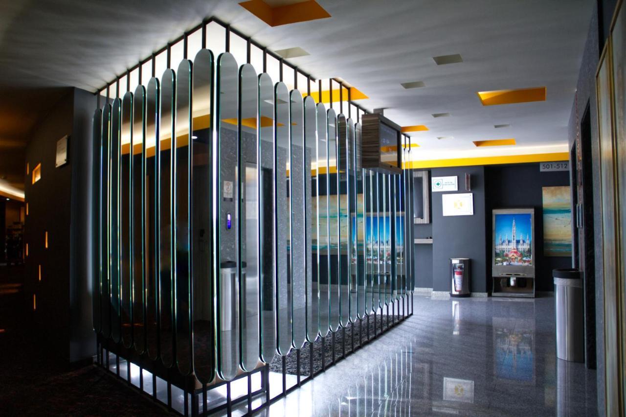 Domun Hotel Queretaro Exterior photo